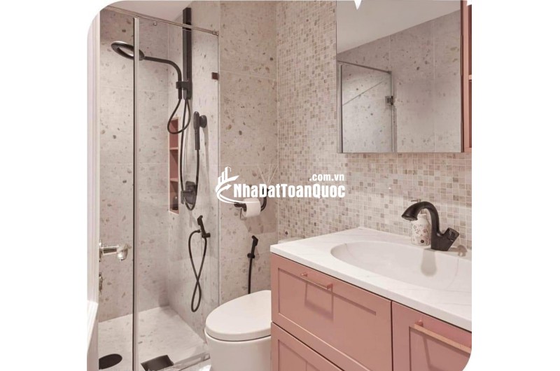 Cho thuê nhà mới, hai mặt tiền, 93m2_ 4T; vỉa hè, Trần Nhân Tông-30 Tr